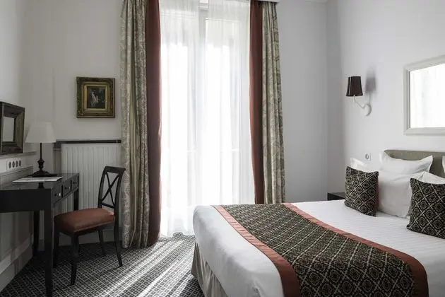Standard Single room - Complimentary soft minibar, courtesy tray, Chromecast - Snacks, digital press