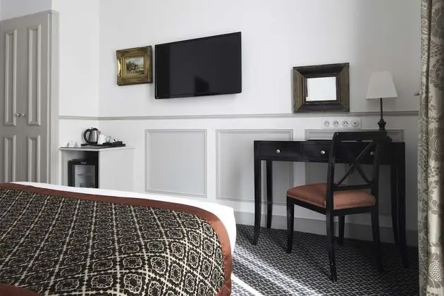 Standard Single room - Complimentary soft minibar, courtesy tray, Chromecast - Snacks, digital press