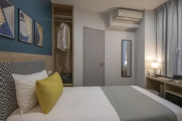 Tek Büyük Yataklı Oda