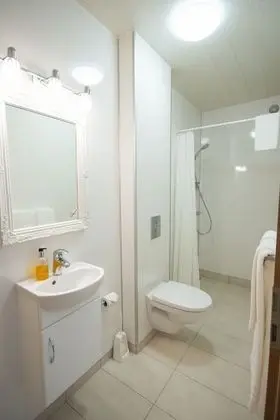 Standard Tek Büyük veya İki Ayrı Yataklı Oda, Özel Banyo