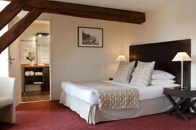 Superior Tek Büyük veya İki Ayrı Yataklı Oda