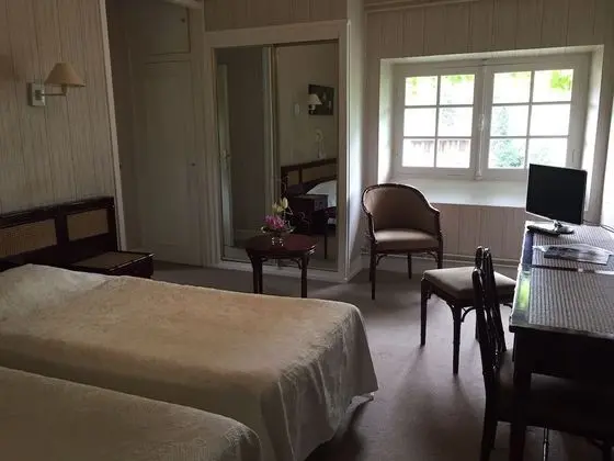 Traditional İki Ayrı Yataklı Oda