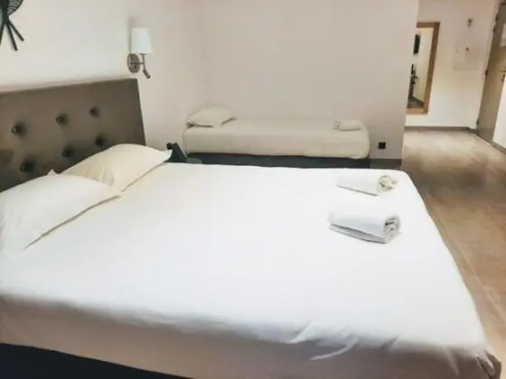Standard Üç Kişilik Oda