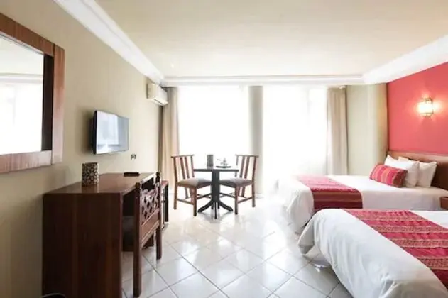 İki Ayrı Yataklı Oda, Sigara İçilmez