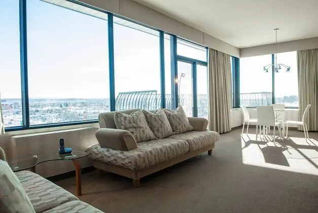 Süit, Birden Çok Yatak, Jakuzi