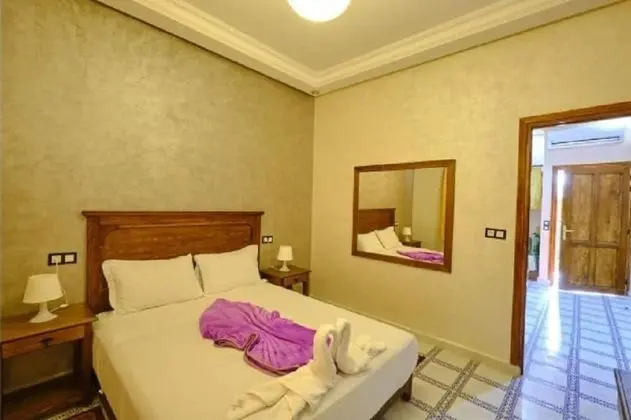 Basic Tek Büyük Yataklı Oda