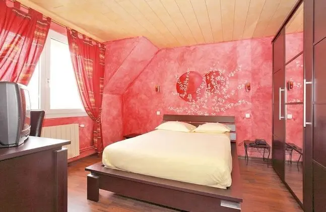 Comfort Tek Büyük Yataklı Oda