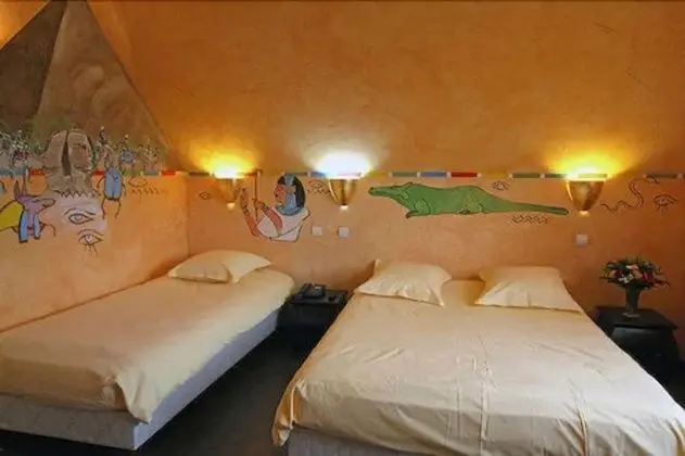 Standard Üç Kişilik Oda