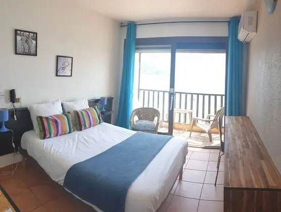 Superior Tek Büyük Yataklı Oda, Banyolu/Duşlu, Deniz Manzaralı (avec Balcon )