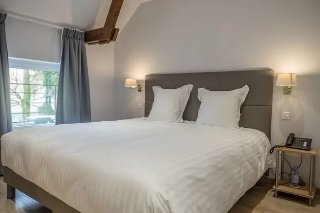 Standard Oda, Ek Bina