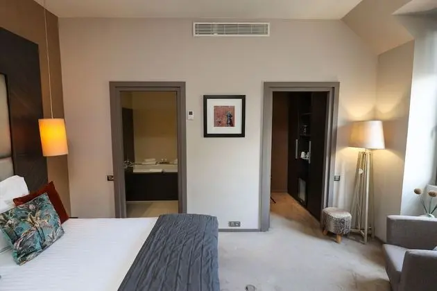 Comfort Tek Büyük Yataklı Oda
