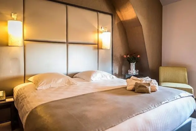 Comfort Tek Büyük Yataklı Oda