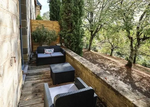 Deluxe Tek Büyük Yataklı Oda (Plus)