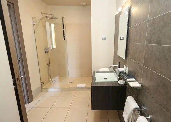Superior Tek Büyük Yataklı Oda, Engellilere Uygun