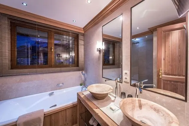 Deluxe Tek Büyük veya İki Ayrı Yataklı Oda, Dağ Manzaralı