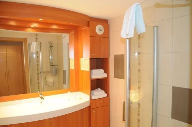 Tek Büyük Yataklı Oda (1 or 2 pax)