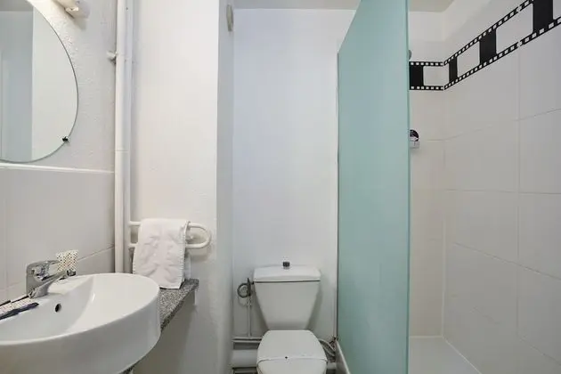 Basic İki Ayrı Yataklı Oda