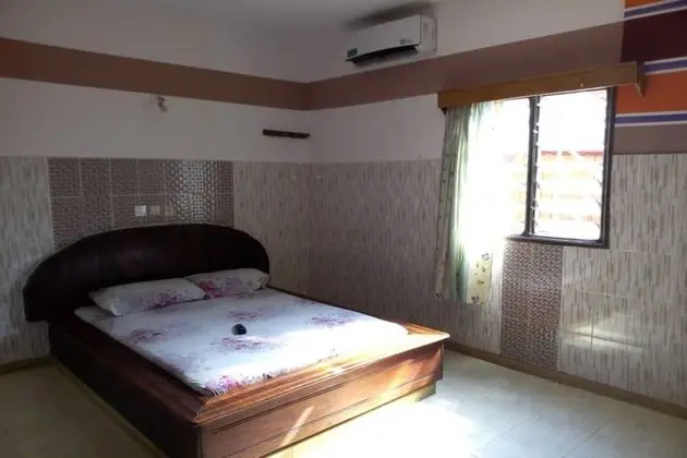 Tek Büyük Yataklı Oda, 1 Büyük (Queen) Boy Yatak, Sigara İçilmez