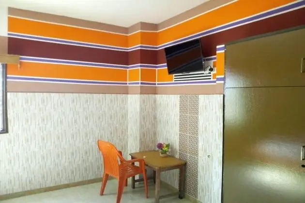 Tek Büyük Yataklı Oda, 1 Büyük (Queen) Boy Yatak, Sigara İçilmez