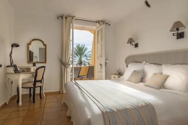 Premium Tek Büyük Yataklı Oda, Balkon, Deniz Manzaralı