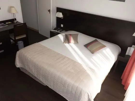 Tek Büyük Yataklı Oda, Avlu Manzaralı, Avlu
