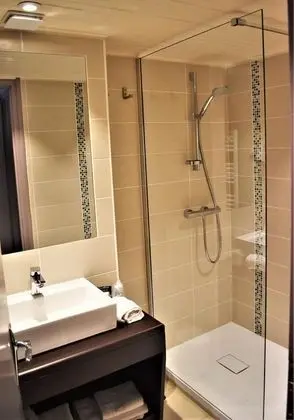 Superior Tek Büyük Yataklı Oda
