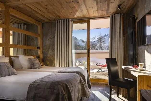 Superior Tek Büyük veya İki Ayrı Yataklı Oda, Balkon