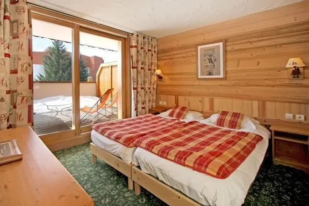 Superior Tek Büyük veya İki Ayrı Yataklı Oda, Balkon