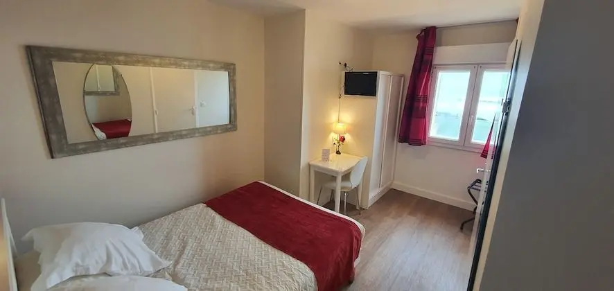 Tek Büyük Yataklı Oda