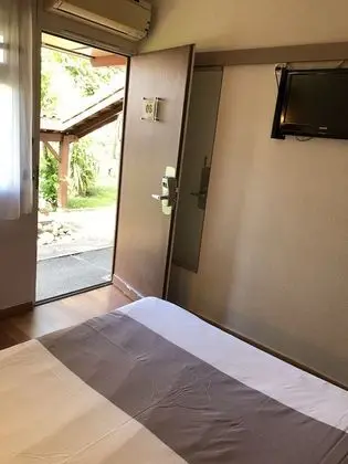 Family Tek Büyük Yataklı Oda