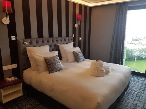 Deluxe Tek Büyük Yataklı Oda, Sigara İçilmez