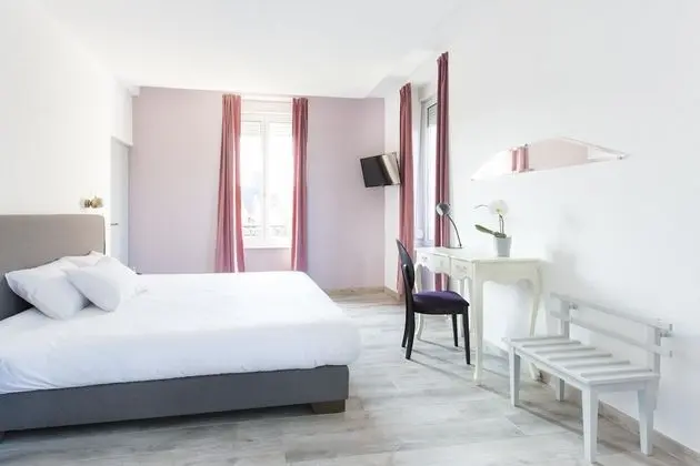 Superior Tek Büyük Yataklı Oda