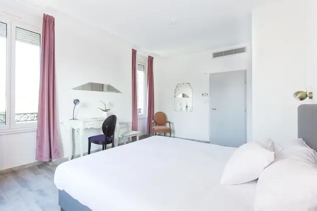 Superior Tek Büyük Yataklı Oda