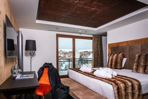 Club Tek Büyük Yataklı Oda, Dağ Manzaralı
