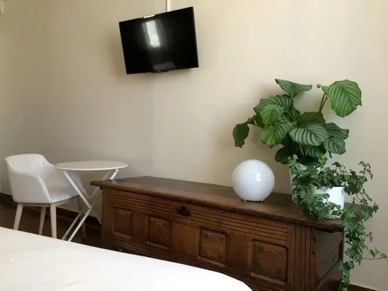 Tek Büyük Yataklı Oda