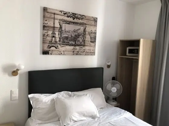 Standard Tek Büyük Yataklı Oda