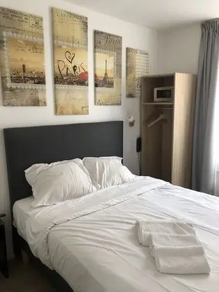 Standard Tek Büyük Yataklı Oda