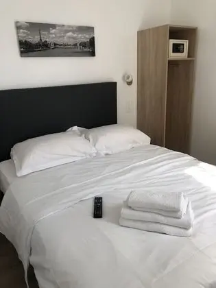 Standard Tek Büyük Yataklı Oda