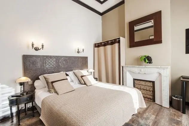 Comfort Tek Büyük Yataklı Oda