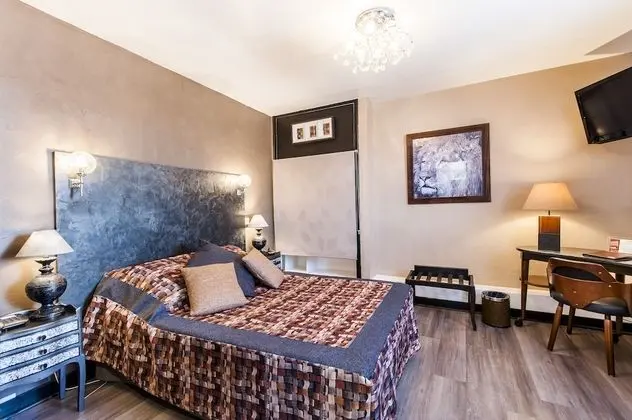 Comfort Tek Büyük Yataklı Oda