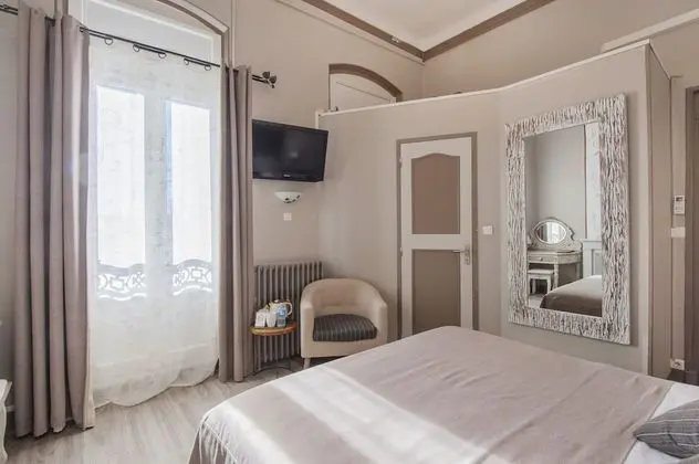 Comfort Tek Büyük Yataklı Oda