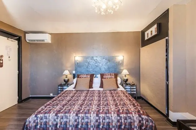 Comfort Tek Büyük Yataklı Oda