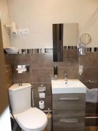 Comfort Tek Büyük Yataklı Oda