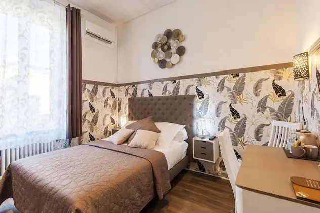 Standard Tek Büyük Yataklı Oda