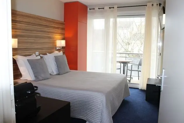 Superior Tek Büyük veya İki Ayrı Yataklı Oda