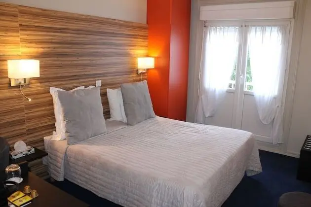 Superior Tek Büyük veya İki Ayrı Yataklı Oda