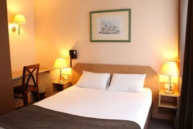 Classic Tek Büyük Yataklı Oda