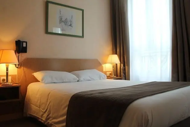 Classic Tek Büyük Yataklı Oda