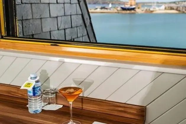 Comfort Tek Büyük Yataklı Oda, Deniz Manzaralı