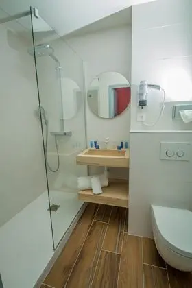 Comfort Tek Büyük Yataklı Oda, Deniz Manzaralı